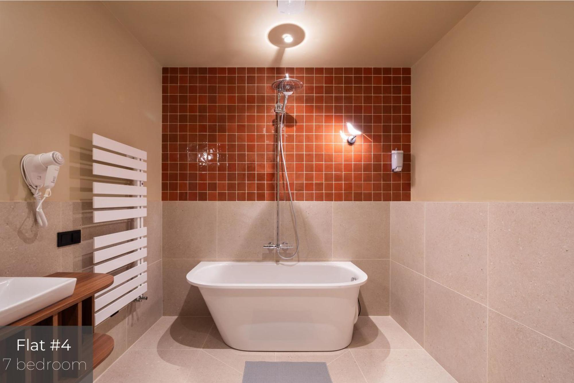 Dandelion Apartments Lacplesa Riga Ngoại thất bức ảnh